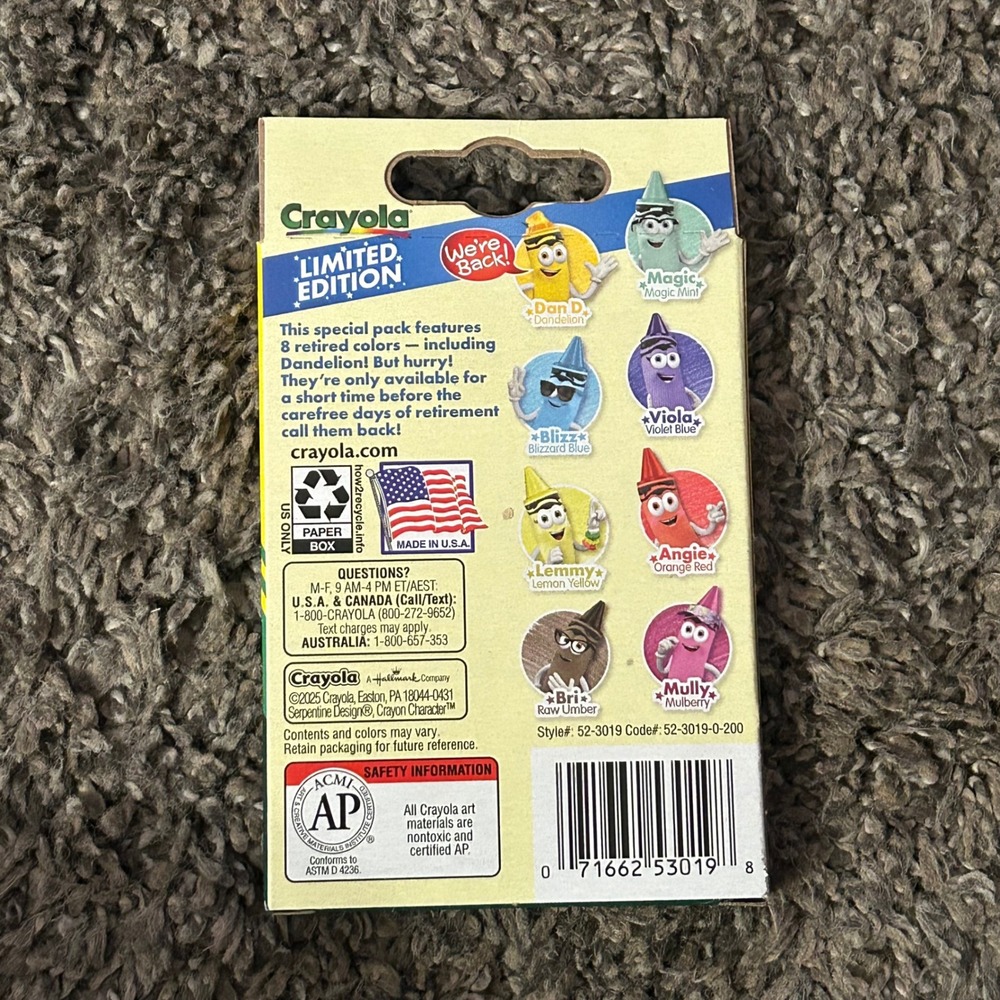 Crayola Limited Edition Retired 8 Colors Crayons Set New Kids Art Supplies - Picture 2 of 2